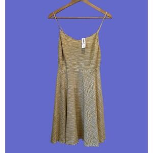 Old Navy Summer Flirty Spaghetti Strap Dress Striped Fun Cute Dress Sz M NWT!